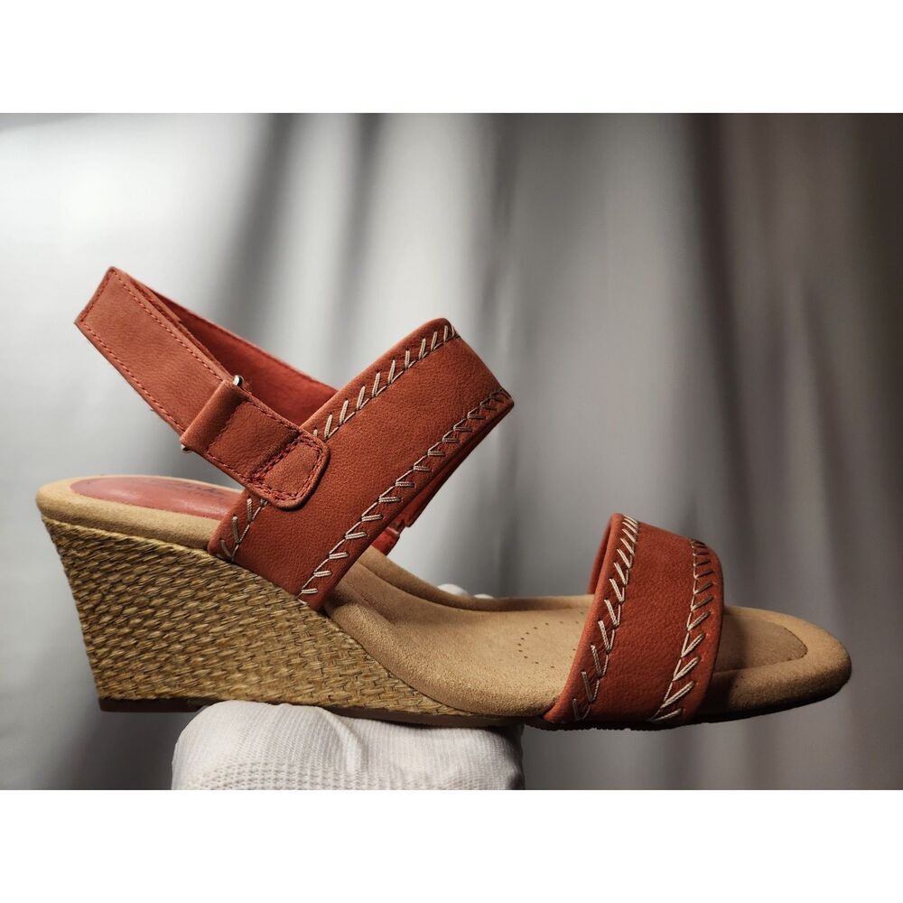 Clarks Kyarra Rose Sandals Women’s 11 Blush Nubuck